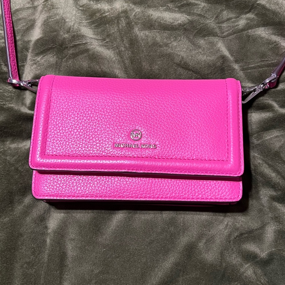 NWT MICHAEL KORS JET SET CHARM SMALL PHONE CROSSBODY BAG CLUTCH LEATHER